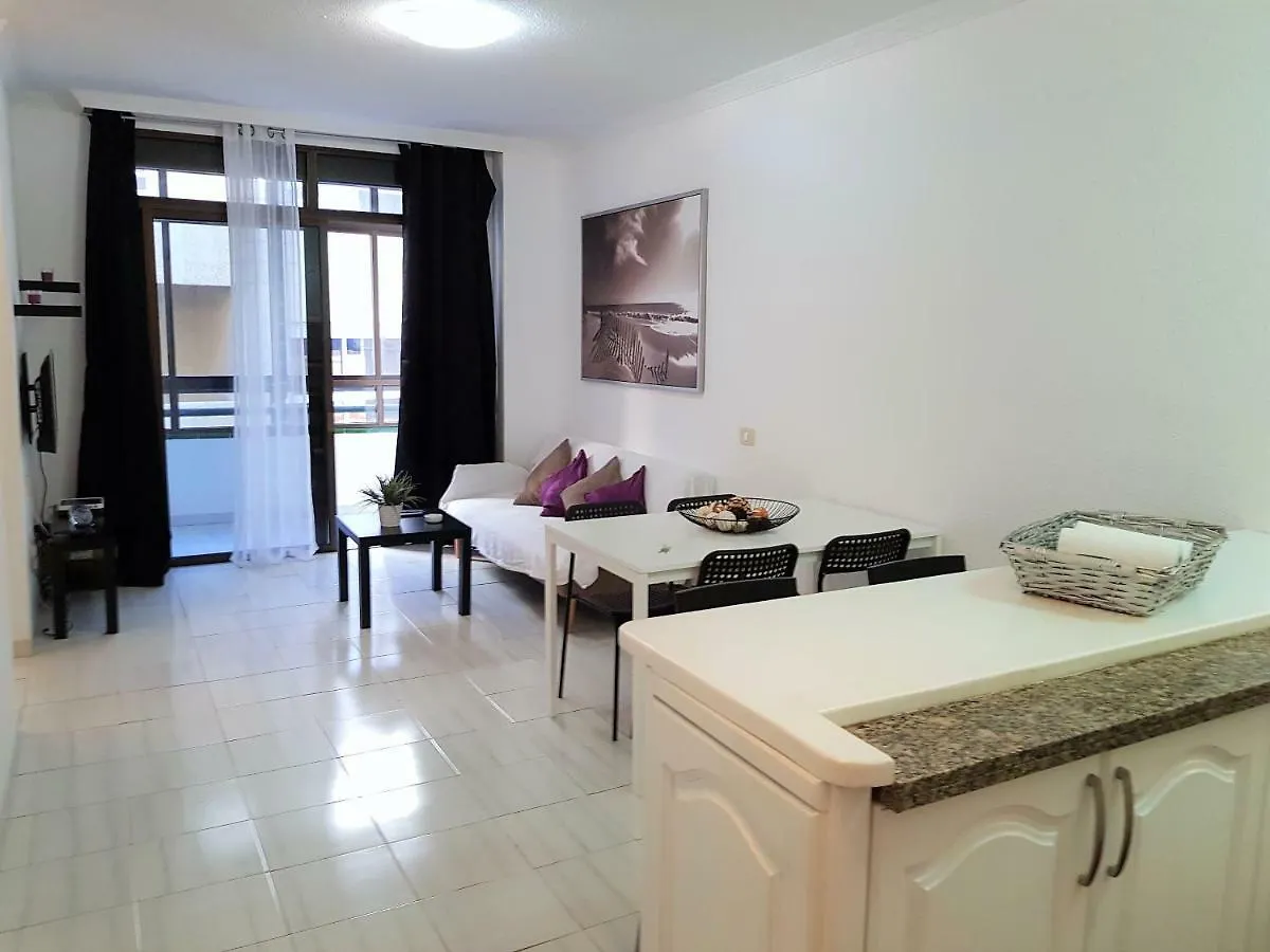 Apartment Alquilaencanarias-Medano Colon Center, Near The Beach El Médano Spanien